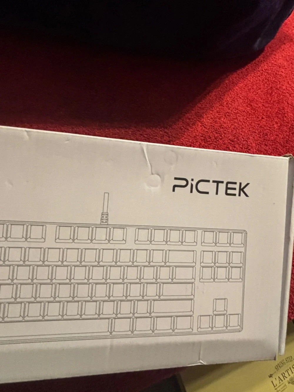 Pictek Wired Mechanical Keyboard - White. New